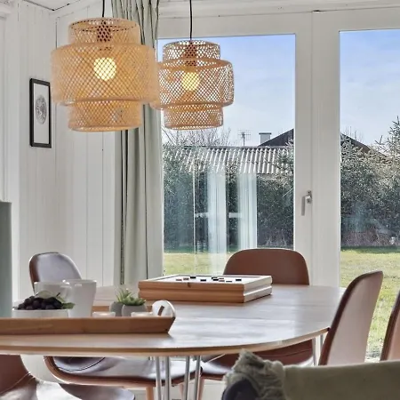 Elly - 1km From The Sea In Ne Jutland By Interhome Hals