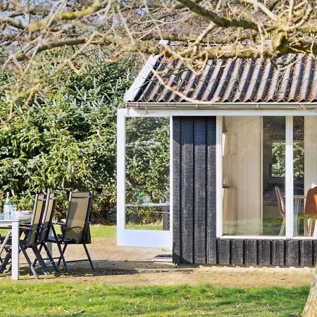 Elly - 1km From The Sea In Ne Jutland By Interhome * Hals
