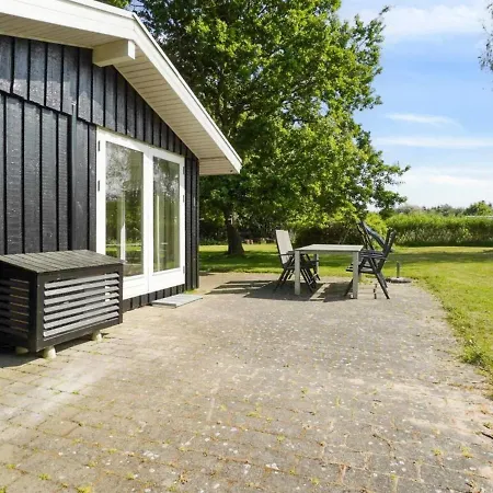 Elly - 1km From The Sea In Ne Jutland By Interhome *