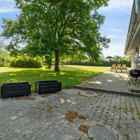 Elly - 1km From The Sea In Ne Jutland By Interhome *